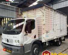 Mercedes Benz Accelo 915c año 2015 con Carroceria