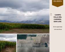 Campo Agricolas en Villa del Carmen, San Luis, Argentina.