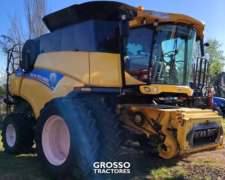 Cosechadora New Holland CR 7.90, año 2018