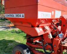 Yomel 2024 con Balanza ( Usada)