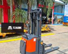 Apilador Eléctrico Bateria De Litio Ae204 Toyo