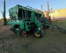 Sembradora Marca Pierobon TD 21-24