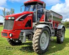 Fertec Fertil 824, 2017. Piloto Variable Jd. 4310 H. 8000 Lt