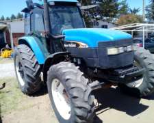 Tractor New Holland TM 125 año 2001.