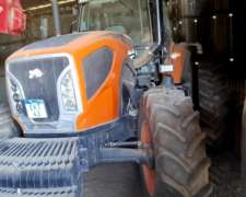 Tractor Zanello 4225 Power Tronic con Motor de 225 HP.