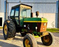 Tractor Marca John Deere 4530