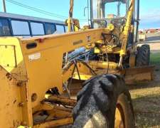 Moto Niveladora Komatsu Usada