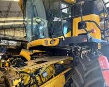 Cosechadora New Holland CR9060 - 2011 - 360hp - Usada
