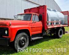 Ford F600 con Taque Nuevo 8000 Litros (1967)
