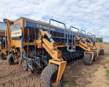 Sembradora Fabimag FG01 de 53 a 19cm con Alfalfero año 2014