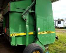 Rotoenfardadora John Deere 567