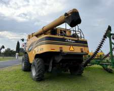 Cosechadora Challenger C670, año 2003, 30 Pies