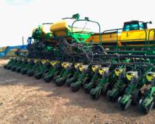 John Deere - 1745