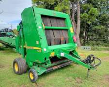 Rotoenfardadora John Deere 568 con Megawide año 2008.