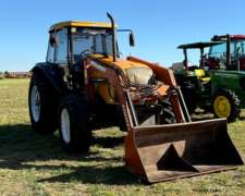 Tractor Valtra BM 110 2013 con Pala