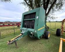 Rotoenfardadora John Deere 567