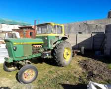 Tractor John Deere 2420