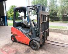 Autoelevador Linde 2 TN Diesel Triple Torre con Desplazador