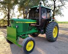 John Deere 3420. año 1975.