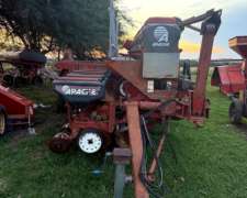 Vendo Sembradora Apache 6120.