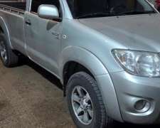Camioneta Toyota Hilux Cabina Simple 4X2