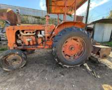 Tractor Fiat 780 en Buen Estado