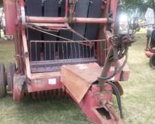 Rotoenfardadora Mainero 5850 B