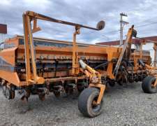 Sembradora Agrometal Tx Mega 2008 - 16 A 52 Neumatico Foggia