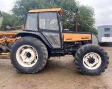 Tractor Valtra BM 100. año 2006.