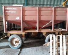 Liquido Acoplado Tolva Marca Mancini