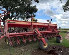 Sembradora Bertini 28000 .