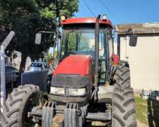 Tractor Case JX95 en muy Buen Estado