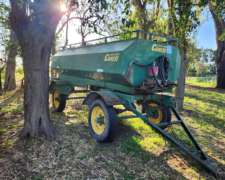 Acoplado Tanque Conese de 5000 Lts con Bomba de 12 Volts