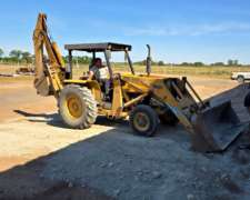 Retroescavadora Massey Ferguson 86