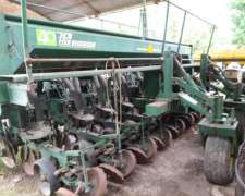 Sembradora Marca Pierobon 1998