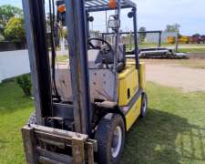 Auto Elevador, de 2.5 TN Disponible