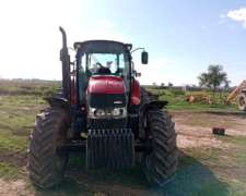 Tractor Case IH Farmall 130a