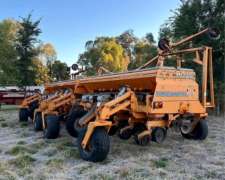 Sembradora de Grano Grueso Agrometal Mecánica de 14 a 70 cm