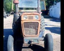 Tractor Fiate con Hidráulico