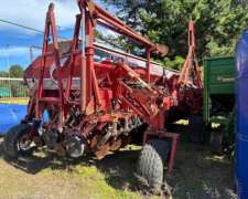 Crucianelli Pionera 4820 con Alfalfero y Monitor