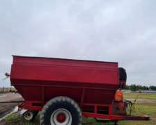 Cestari de 14 TN año 2010 Reparada a Nueva.