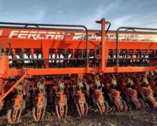 Sembradora Fercam 440 Siembra Variable Semillas y Fertilizan