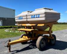 Fertilizadora Esparcidora Pozzi de 3000 Lts