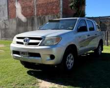 Toyota Hilux 2.5 C/D 4X2 TD DX Pack 102cv 2008 $17.499.000