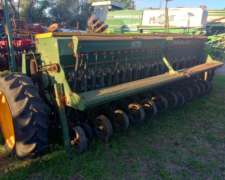 Sembradora Bertini M 10000 C/ Cuchilla y Alfalfero