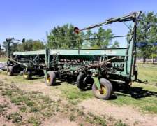 Sembradora Pierobon de 18 S a 52 CM.