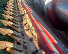 Cabezal Case IH Modelo 2020 año 2012 de 35 Pies con Carro