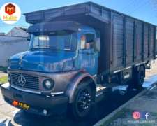 Mercedes Benz L 1114/48 Modelo 1978 con Carroceria