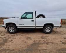 Chevrolet Silverado DLX Excelente