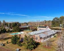Excelente Casa En Haras El Malacate, Lote 240